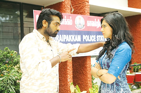 'Kadhalum Kadhandu, a Perfect Rom-com'