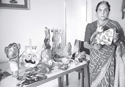 Puppeteer Lata Satagopan with the puppets Nagaraja Gadekal