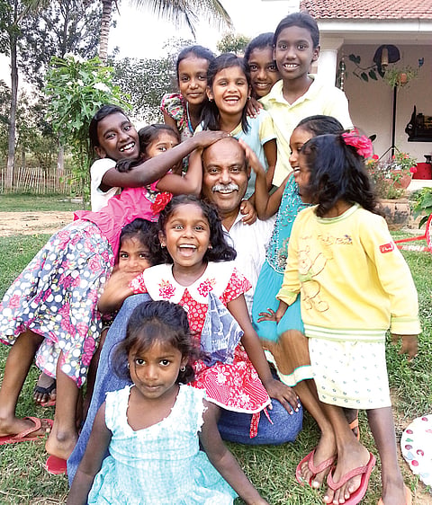 Air Deccan's Colonel now Finds Joy in 'Little' Worries