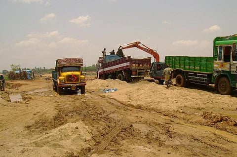 Sand mafia operators allegedly attacked three officials of the minor minerals department on Monday during a crackdown on their activities in the Badasahi tehsil area of Baripada.