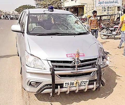 The vehicle that was involved in the accident in Nirmal | Express