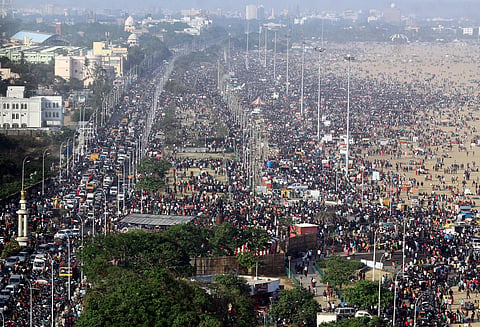 A bird’s eye view of the multitudes thronging the venue;
