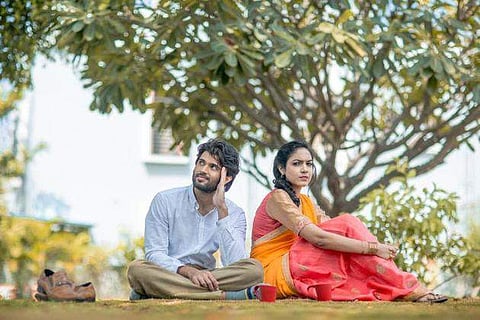 The original 'Pelli Choopulu' featured Vijay Deverakonda and Ritu Varma, and had bagged two National Film Awards.