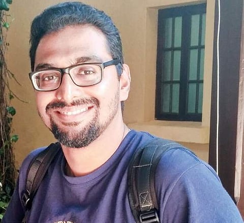 Bowled over by Kumble,artist now sketches every star