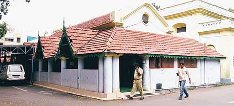 The old Police Commissionerate on Infantry Road | vinod kumar t