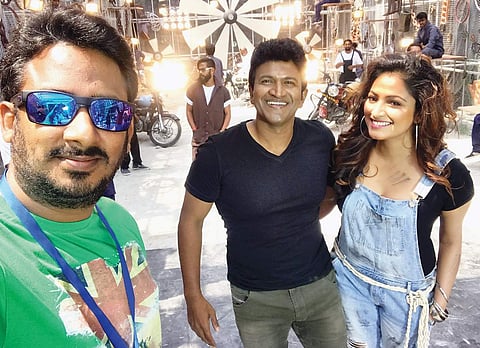 Director Harsha, Puneeth Rajkumar and Hariprriya on the sets of Anjaniputra