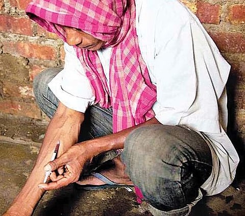 After liquor ban, Nitish Battles ‘Udtaa Bihar’
