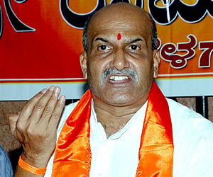 Sri Ram Sene chief Pramod Muthalik (File | EPS)