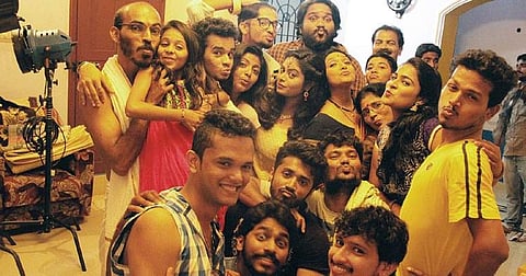 On the sets of Ondu Motteya Kathe
