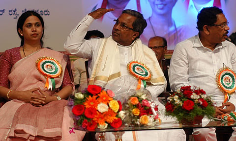 Lakshmi Hebbalkar (L) with Congress president G Parameshwar. (Express File Photo)