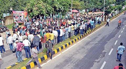 Supporters of MLA Pravat Ranjan Biswal staging a protest against his arrest in front of CBI office in Bhubaneswar on Tuesday | Express