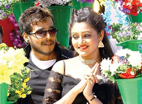 Gowrishikar and Ranjani Raghavan in Rajahamsa