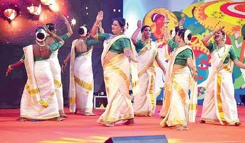 Thiruvathira being performed by members of transgender community