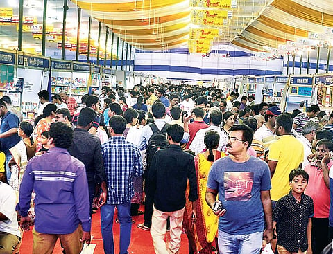 The Chennai Book Fair attracted large number of patronage on the weekend, on Sunday | D SAMPATHKUMAR