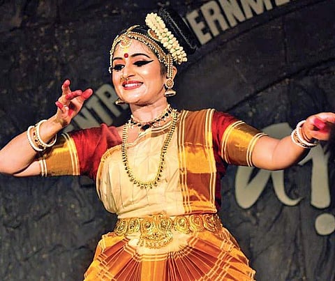 Usha Suresh Balaje during a performance