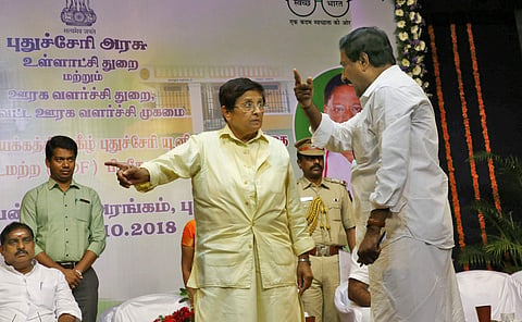Puducherry L-G Kiran Bedi and AIADMK MLA indulged in verbal spat during Gandhi Jayanti celebration (G Pattabiraman | EPS)