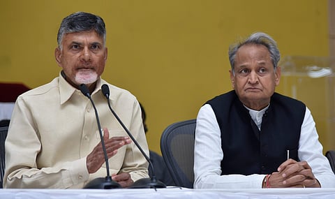 AP Chief Minister N Chandrababu Naidu with Congress leader and former chief minister of Rajasthan Ashok Gehlot addressing media in Amravati. (Photo|EPS)
