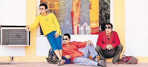 A still from the film Dil Chaahta Hai