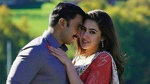 Ranveer Singh and Sara Ali Khan in 'Simmba'. (Photo | YouTube Screengrab)