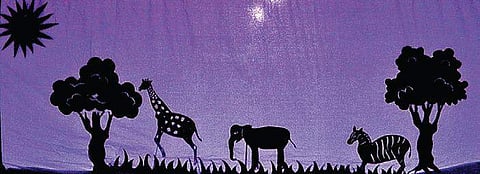 Telling the story of the jungle through use of puppets