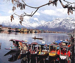 A view of the Dal lake in Srinagar. (File photo: PTI)