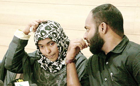 Hadiya and Shefin Jahan attend a press meet in Kozhikode on Monday | T P Sooraj