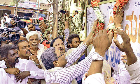 Chief Minister Siddaramaiah during his poll campaign in Chamundeshwari constituency on Thursday | EPS