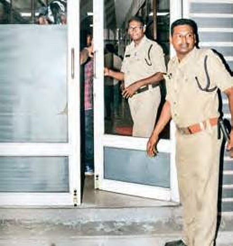 15 cops hurt in attack on police station in Andhra Pradesh, says SP