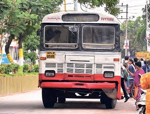 A daily struggle for commuters in Vijayawada | R V K Rao