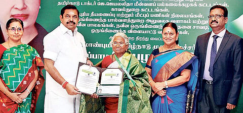 CM Edappadi K Palaniswami presenting the Avvayar award to P Chinnapillai, in the city on Wednesday | Express