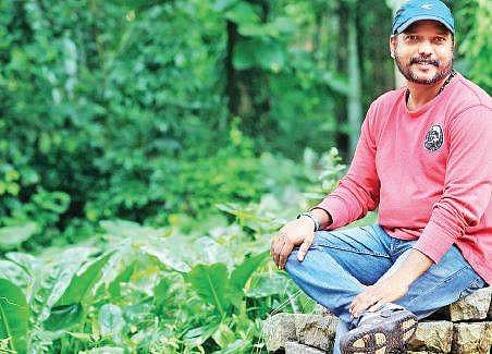 Malayalam Art Director Joseph Nellickal discusses his experiences in the films, Runway, Robin Hood, Anwar, Lion, and Naran.