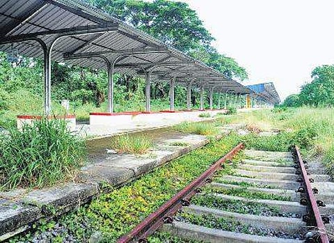 The entrance of the station A Sanesh
