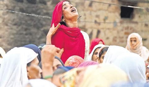 Rakbar Khan's grieving wife. (Photo |EPS)