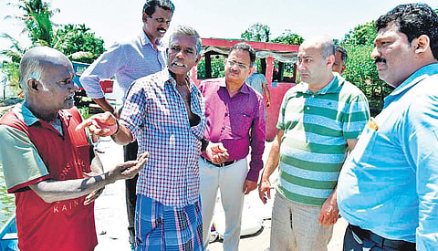 The World Bank team interacts with locals in Kainakari on Wednesday | Express