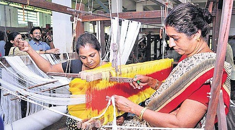 Liji and Bindu, handloom workers at Chendamangalam | A Sanesh