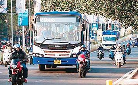 Mo Bus registers 1 lakh ridership in a day