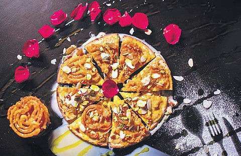 The Jalebi Pizza, available at Friction The Drinkery, Delhi.