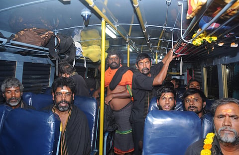 The first batch of Ayyappa devotees from Telangana who arrived in Kochi by train on Friday proceeding to Pamba by a KSRTC special service which commenced operation from Ernakulam KSRTC stand on Friday. | (Photo | A Sanesh/EPS)
