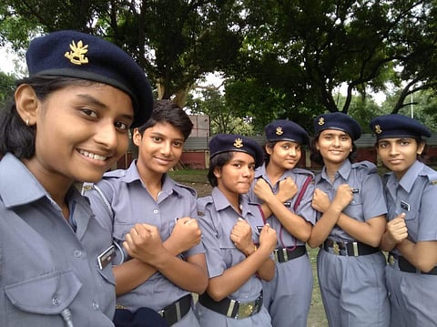 The Sainik School Society has started receiving online application from girl candidates seeking admission in 05 Sainik schools in different states of the country.