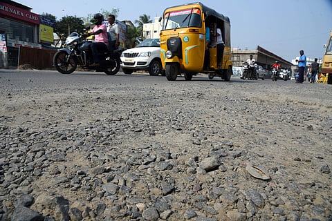 The stretch near Velachery main raoad filled with rubbles making it difficult for road users. (Photo | EPS/ R Satish Babu)