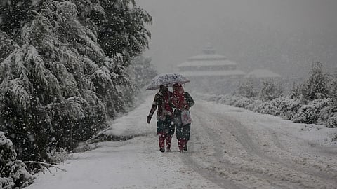 Snowfall was reported at Zojila Pass, Minamarg and Baltal along the Srinagar-Drass axis in Ganderbal district of Jammu and Kashmir.