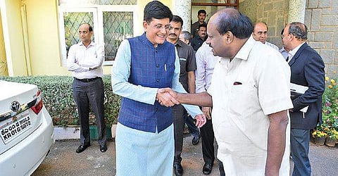 Union Minister for Commerce & Industry Piyush Goyal (L) and Union Minister for Heavy Industries & Steel HD Kumaraswamy.