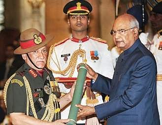 President Ram Nath Kovind presents Param Vishisht Seva Medal to Army Chief General Bipin Rawat | PTI