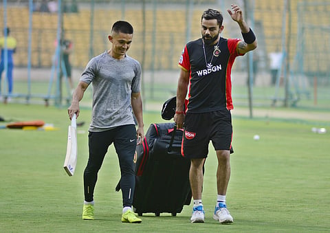Chhetri to Kohli: Glad I didn't become a cricketer. Can't be carrying that around. | EPS