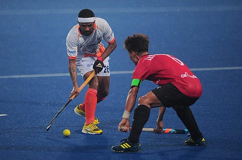 India made an attacking start with midfielder Vivek Sagar Prasad creating space inside the striking circle within the first minute. (Photo | Twitter/@TheHockeyIndia)