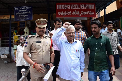 Revolutionary writer Varavara Rao (File Photo | EPS)