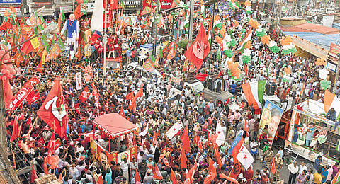 Workers of major political fronts have a gala time during the grand finale (Kotti Kalasham) at Peroorkada in Thiruvananthapuram as three-week long campaigning drew to a close on Sunday | B P Deepu