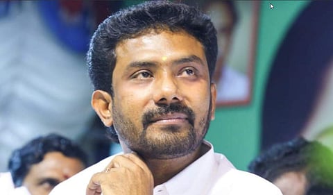 theni Lok Sabha MP and son of Tamil Nadu Deputy Chief Minister O Panneerselvam P Raveendranath Kumar (Twitter Photo)