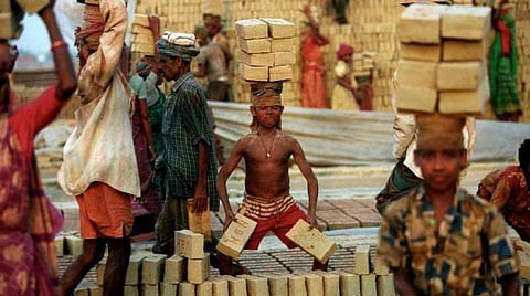 A representational image of a bonded labourer. (File | PTI)