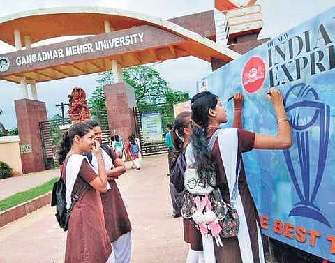 Students participate in the campaign near Gangadhar Meher University in Sambalpur on Tuesday | Express